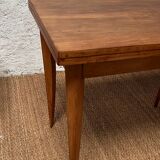Wallet game table