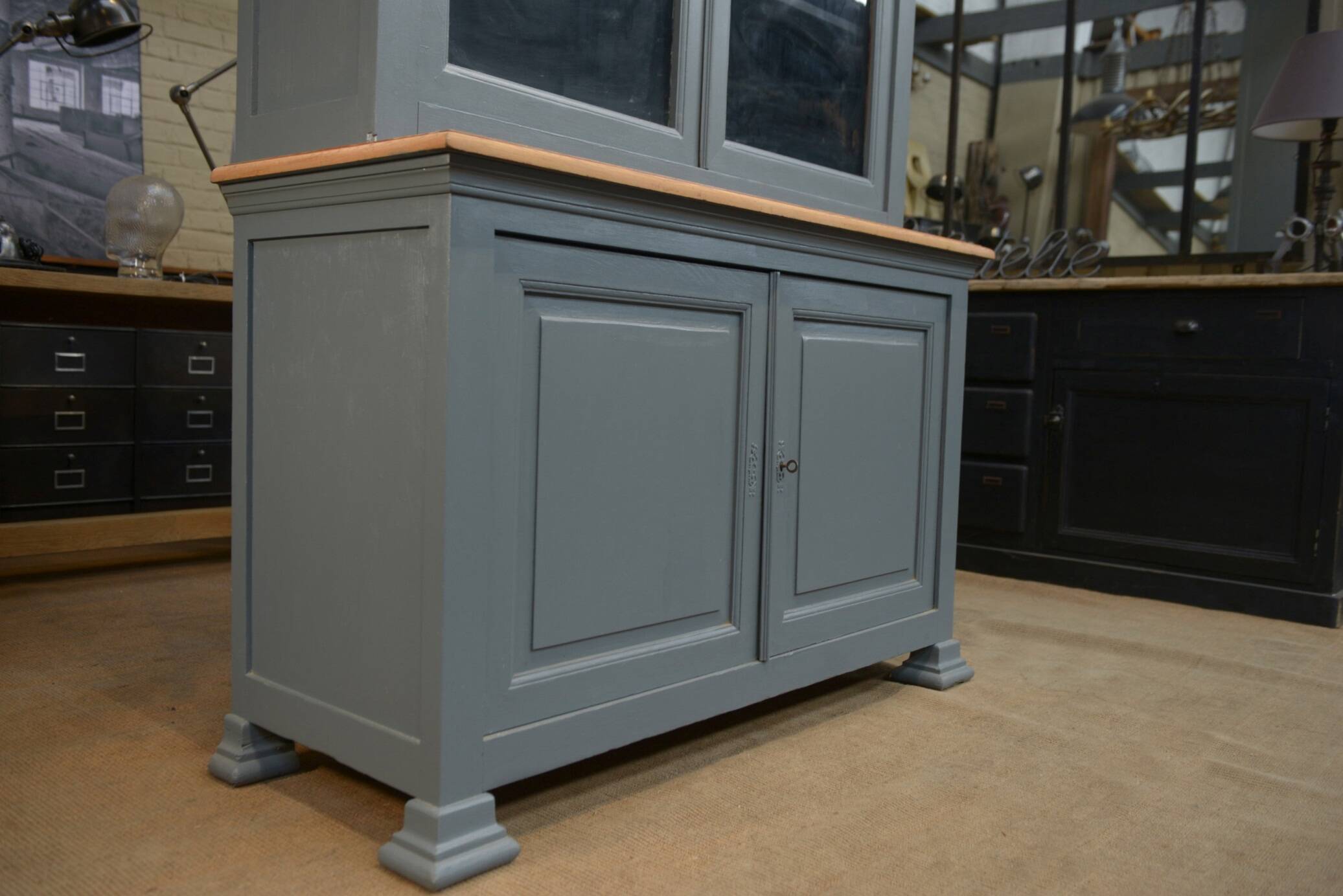 Bookcase sideboard with 2 bodies in gray patinated fir