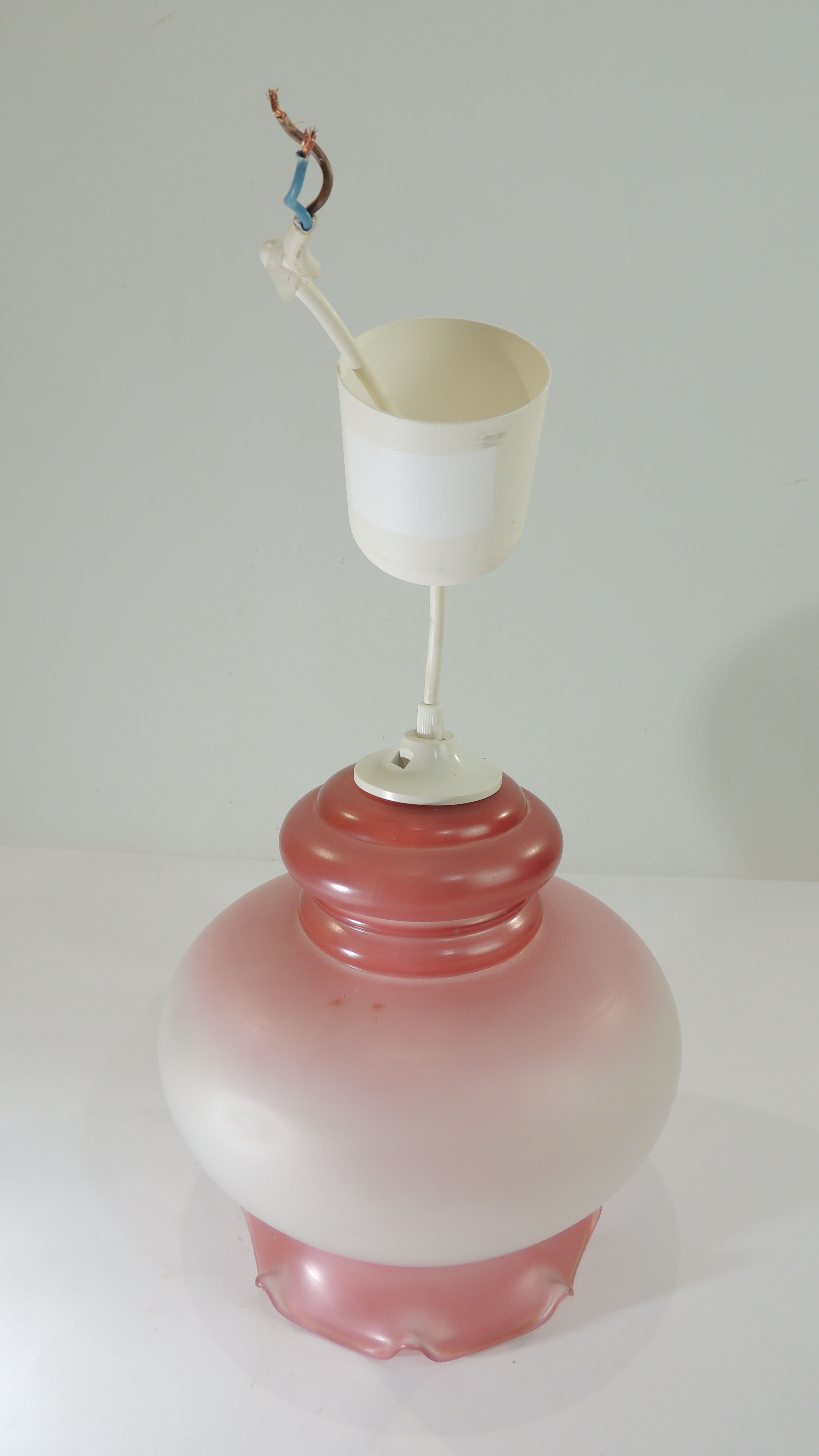 Suspension corolle verre moulé vintage