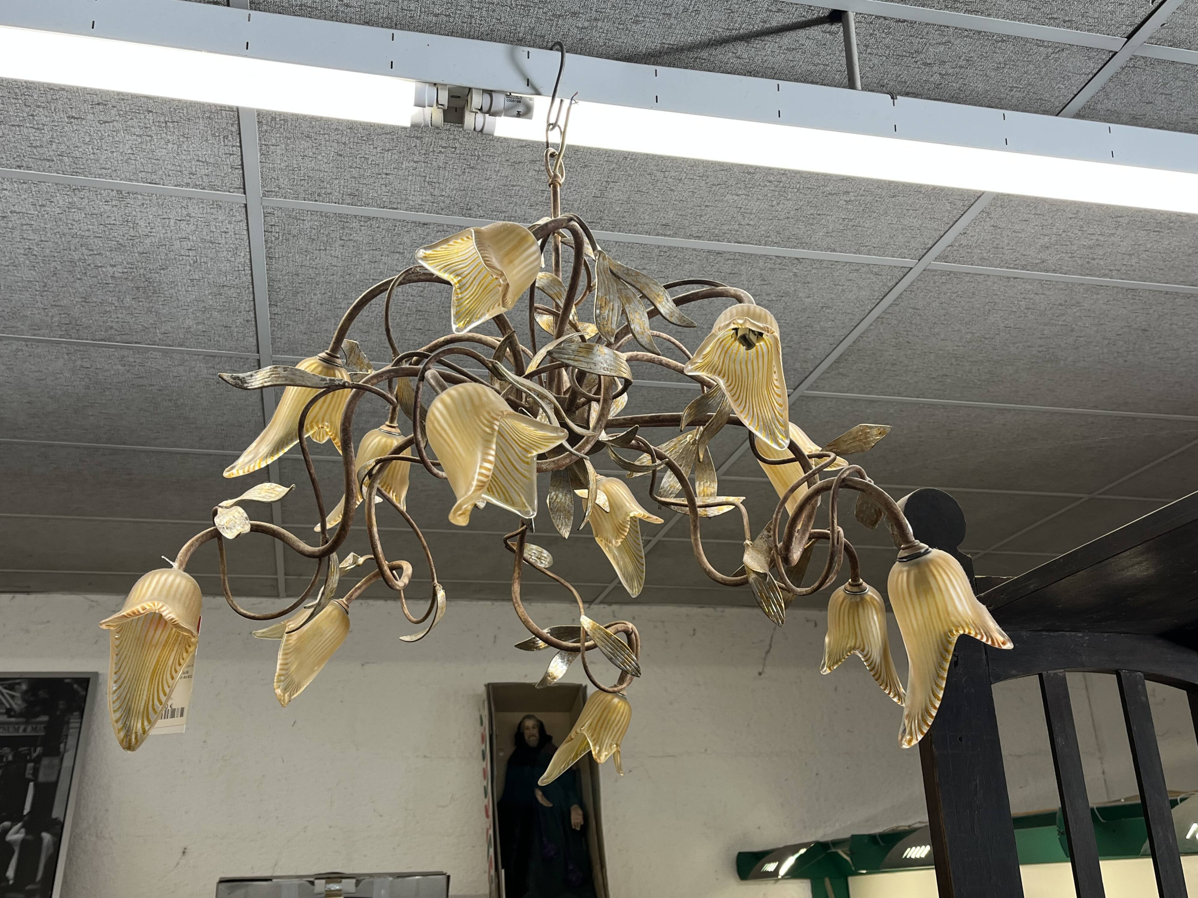 Chandelier and wall lamp Murano