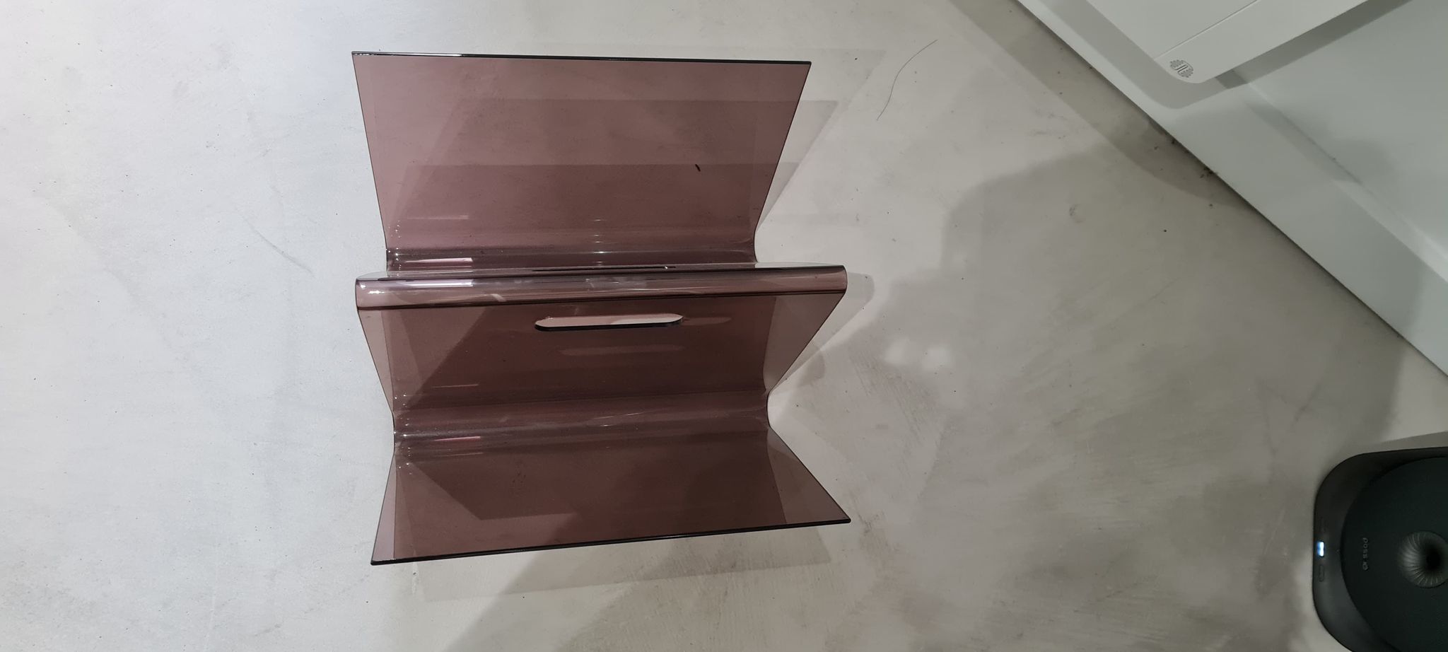 Plexiglass magazine holder