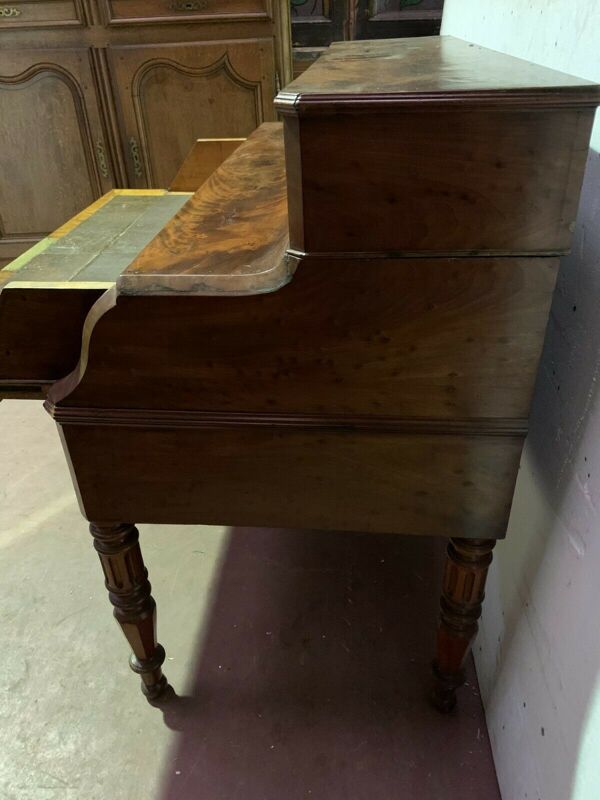 Bureau a cylindre en acajou Louis Philippe XIX siècle
