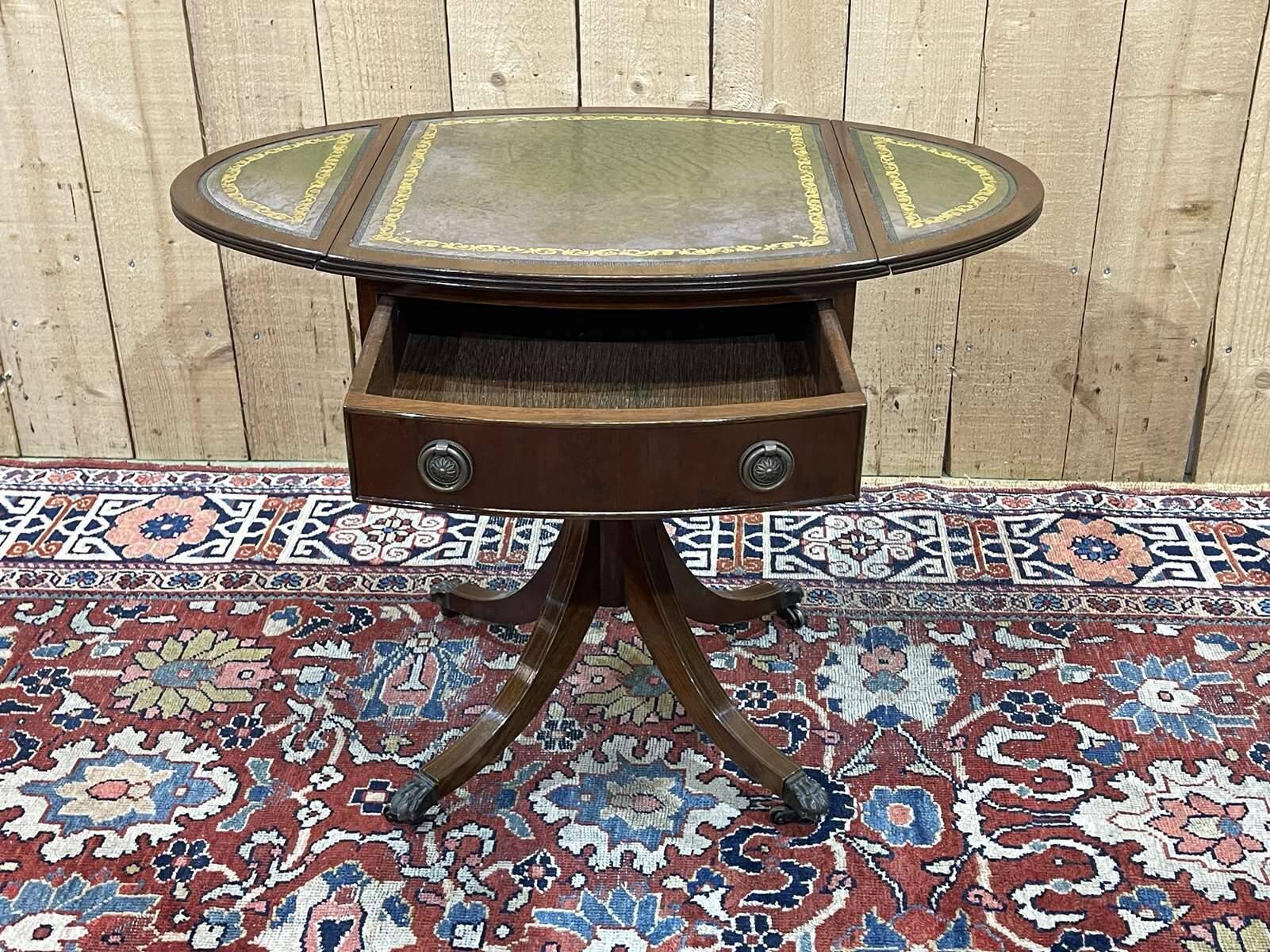 1950s English pedestal table in mahogany and leather top