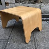 Coffee table Design in vintage curved wood