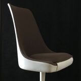 Tulip foot chair