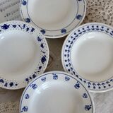 4 mismatched blue and white earthenware soup plates - Lot Margot