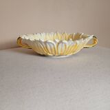 Sunflower-shaped bowl with handles