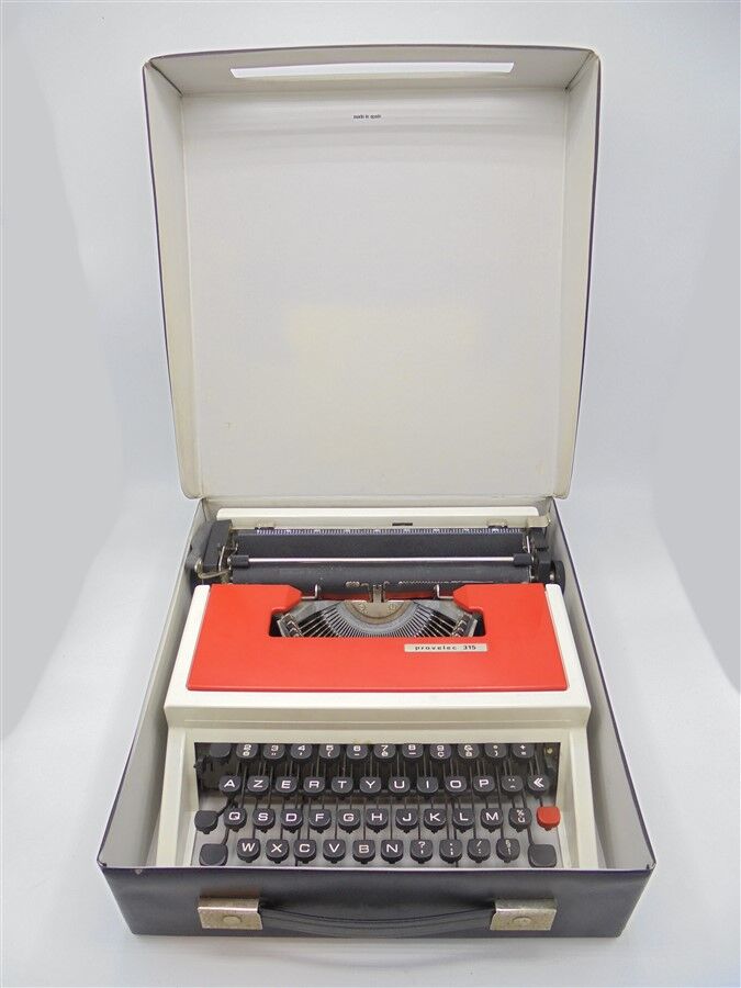Typewriter "Provelec 315"