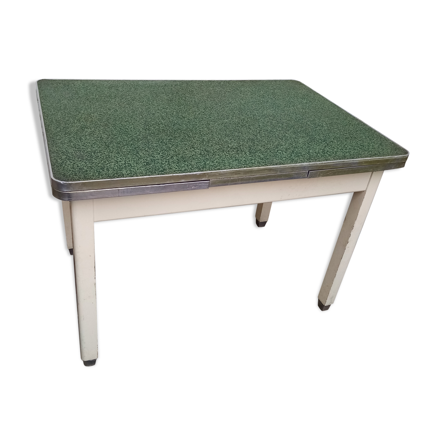 Dining table in the 1950