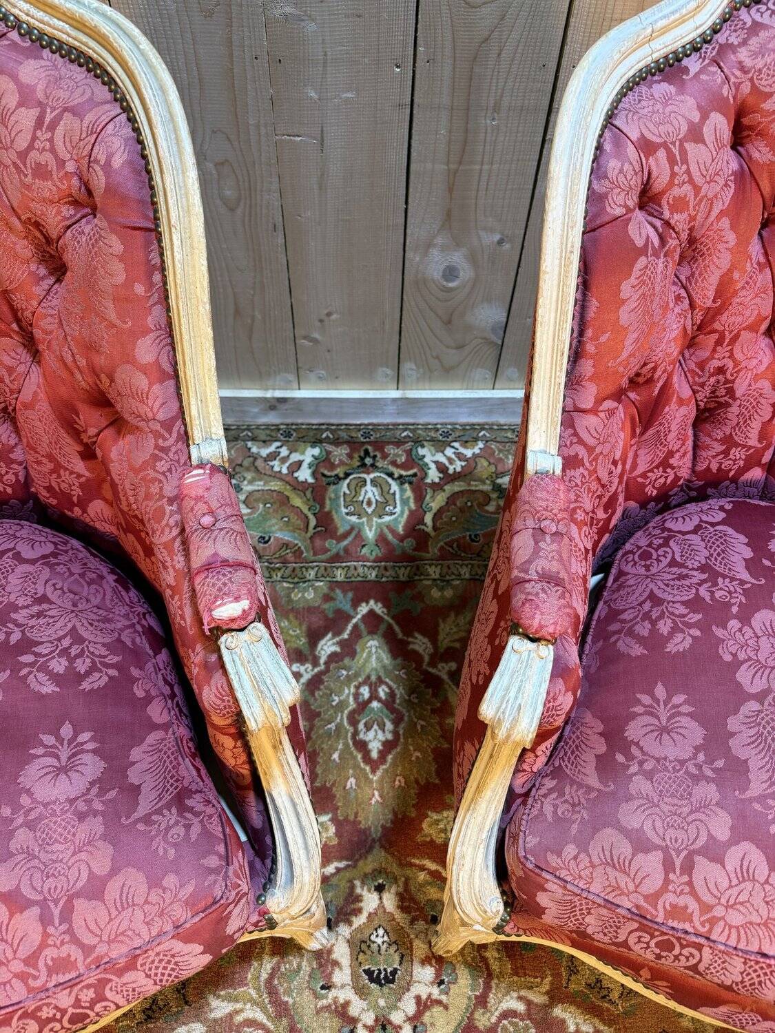 Pair of gondola armchairs in Louis XV style with highlighted wood.