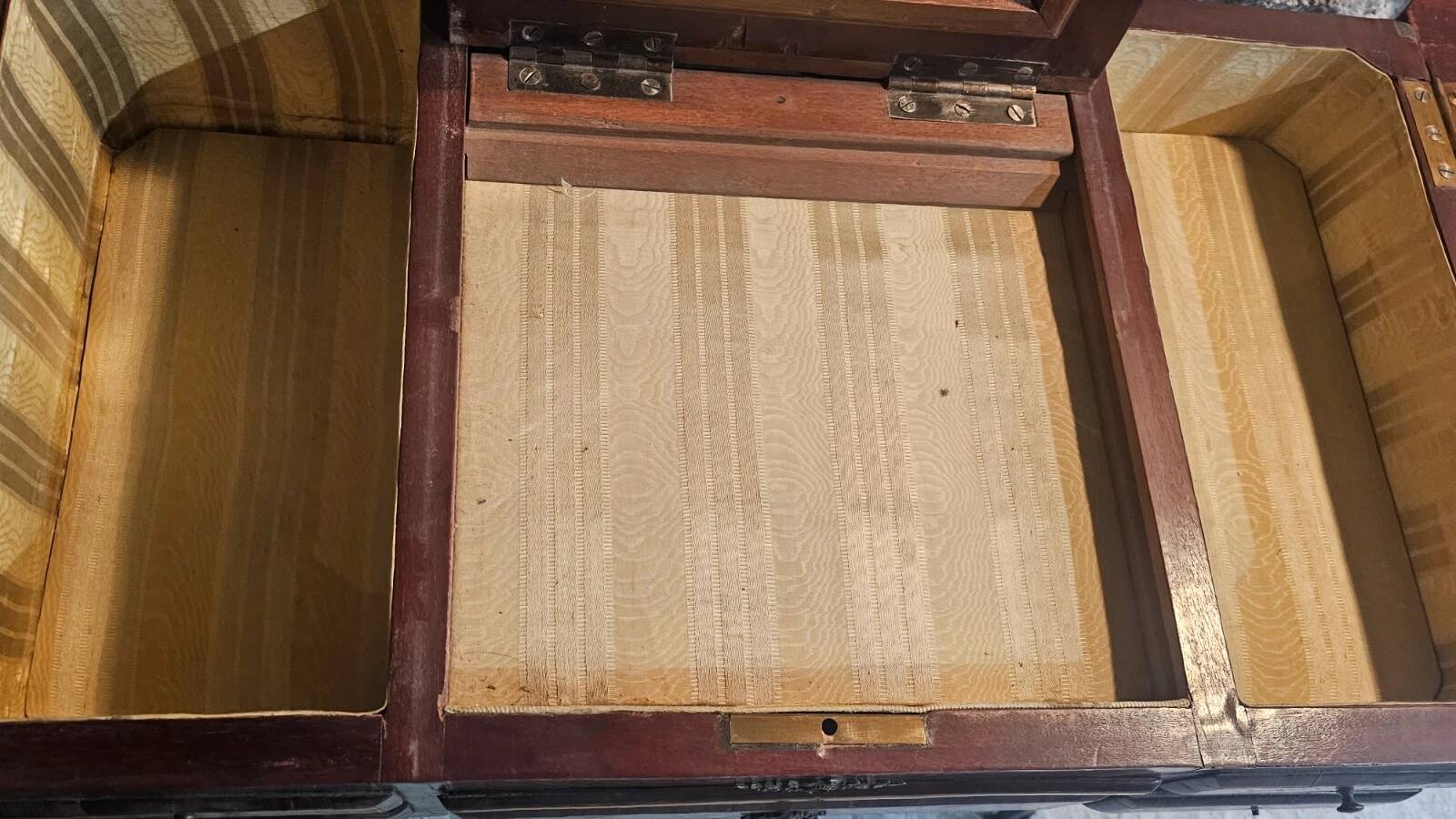 French marquetry dressing table, circa 1900, with adjustable mirror and storage.