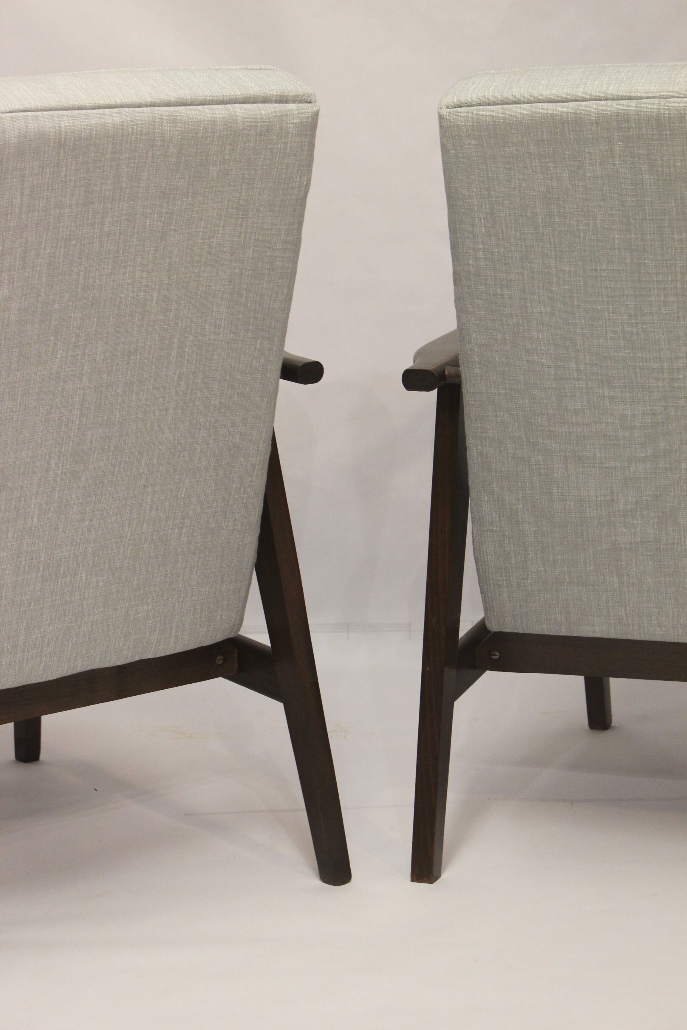 Pair of Henryk Lis armchairs 300-190, 1970
