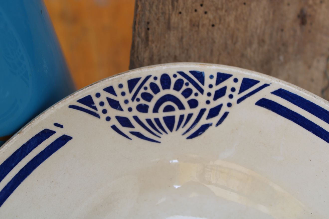 Blida oval dish