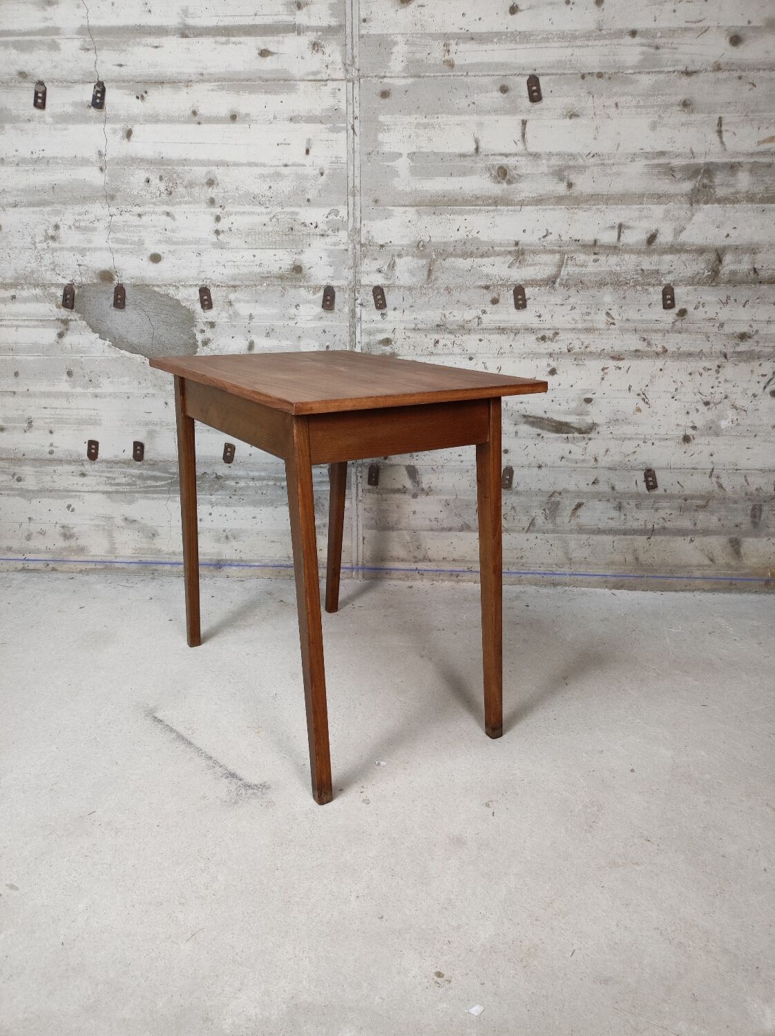 Vintage desk feet compass