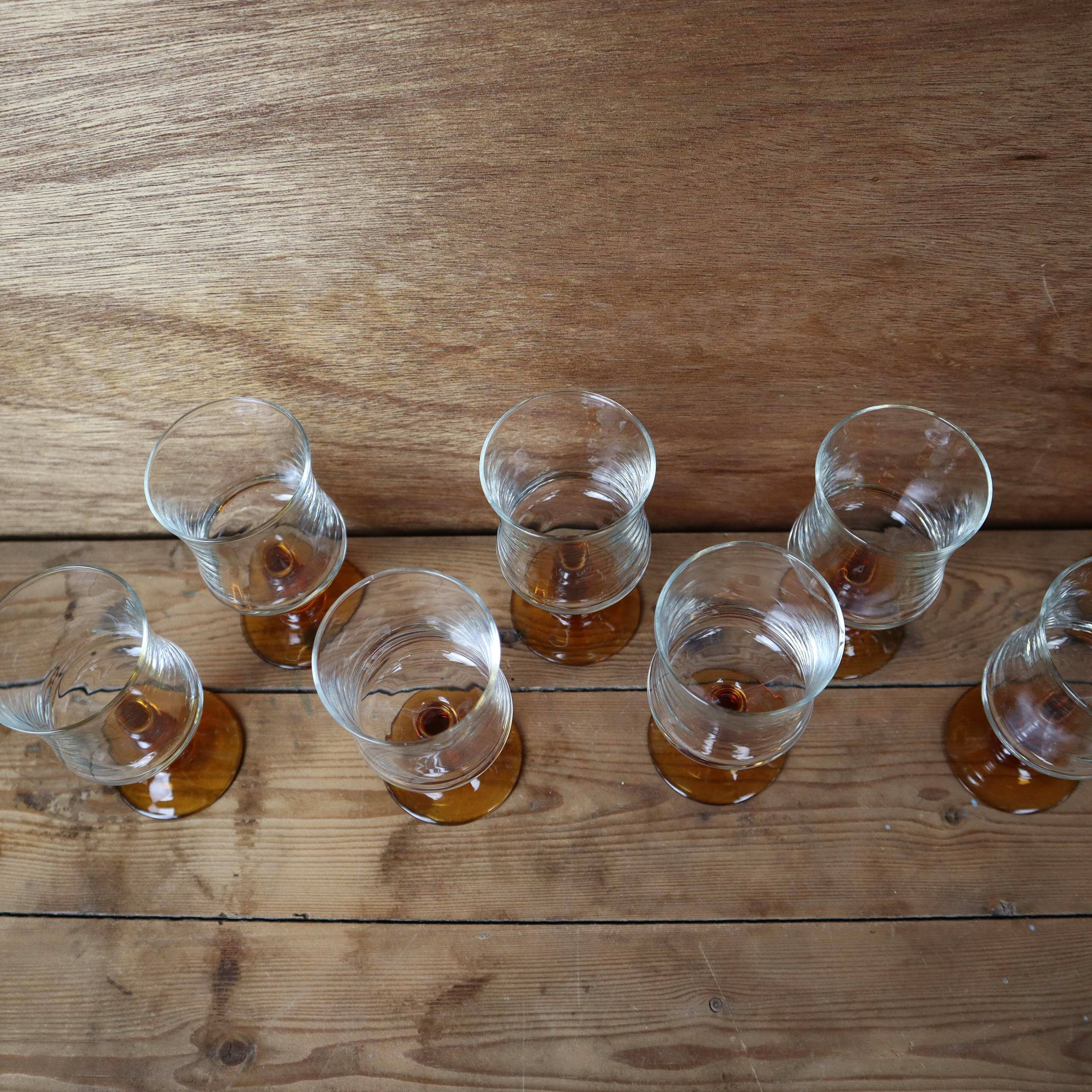 8 Luminarc "Antique" amber-stemmed white wine glasses