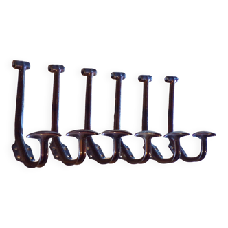 Set of 6 metal school hooks