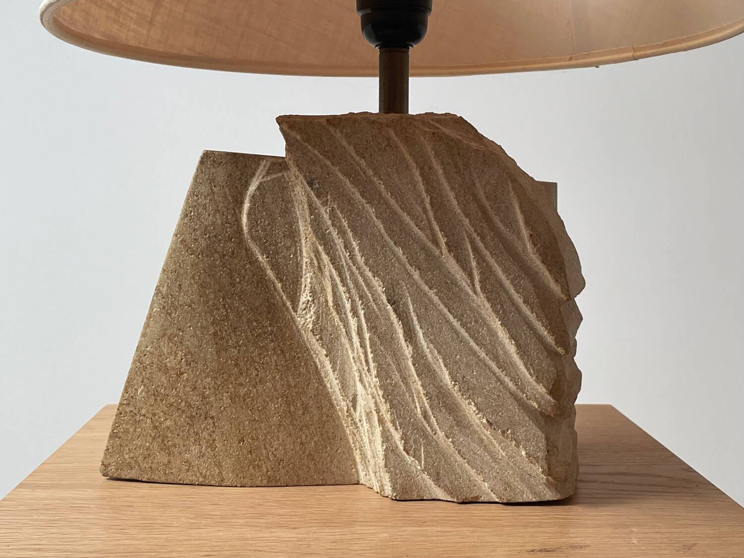 Sculpted stone lamp by Albert Tormos 1970