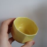 Lot of 2 lemon-colored coffee cups