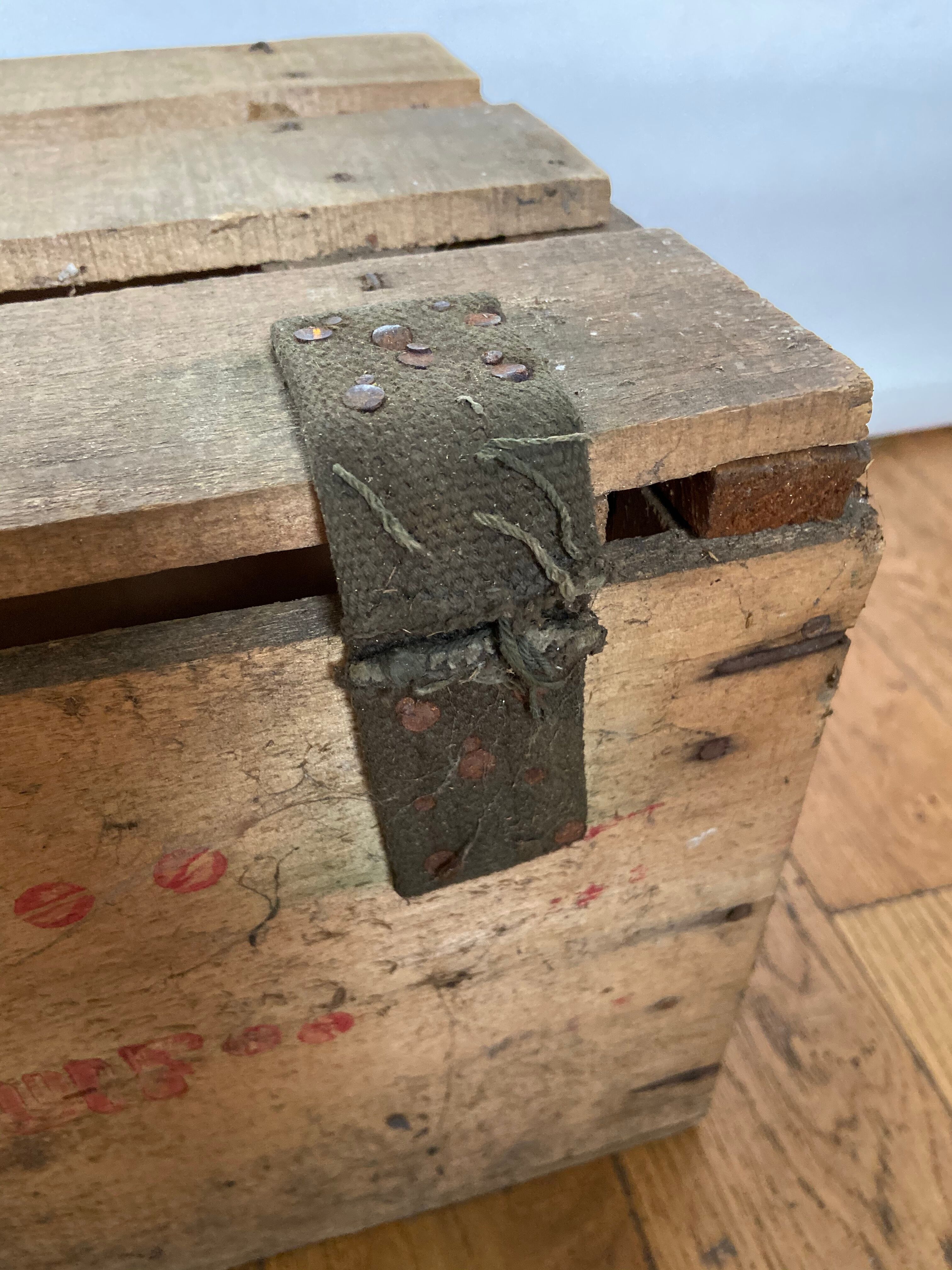 Wooden case with lid