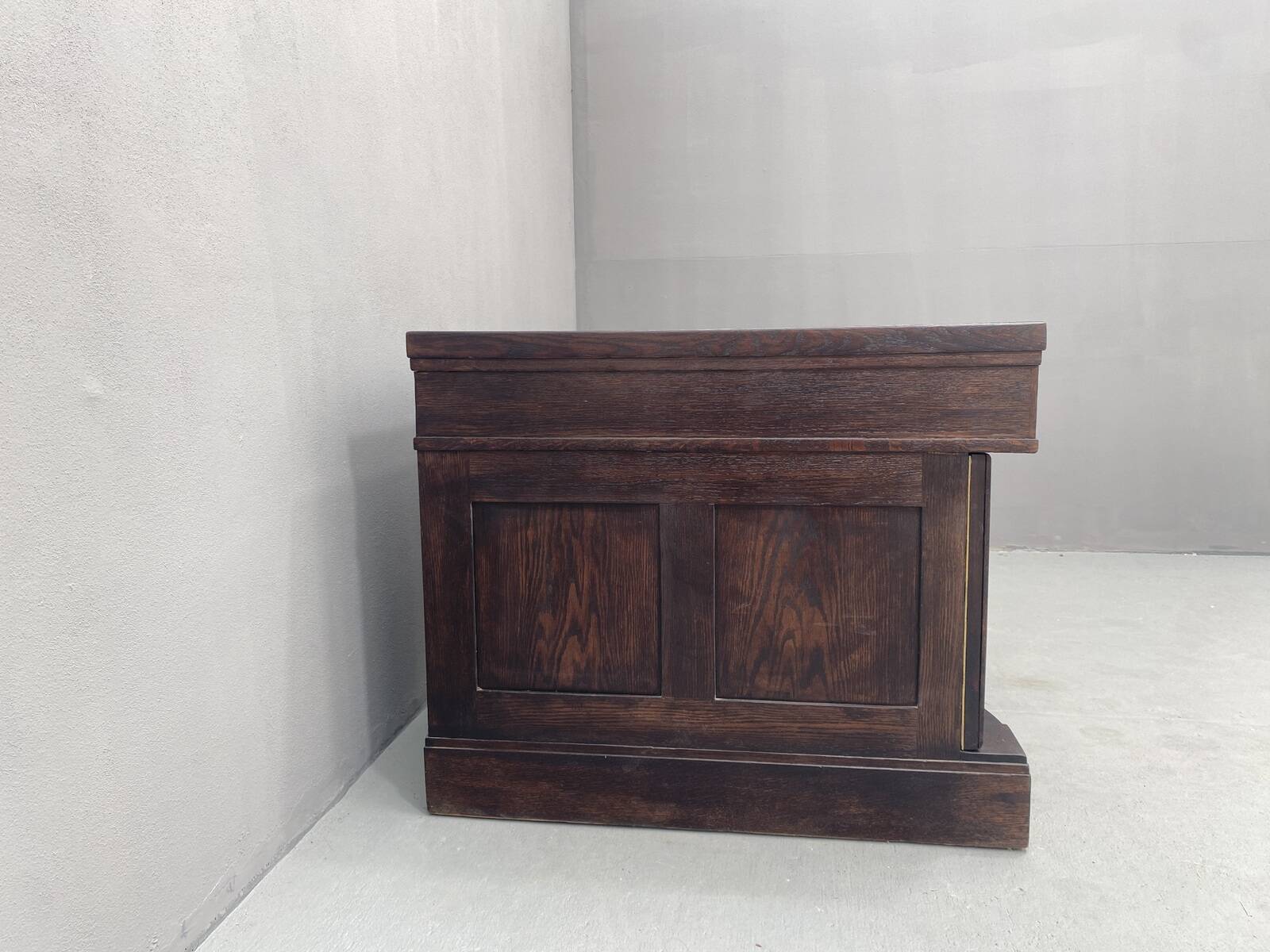 Bureau en chêne de style Sécession viennoise du début du XXe siècle