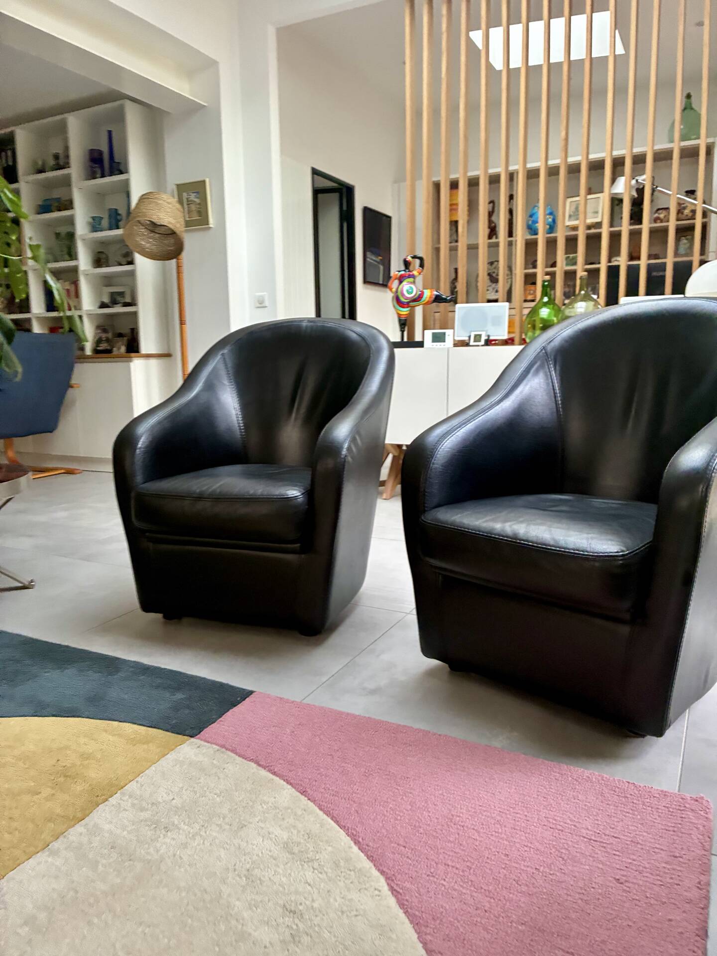Paire fauteuil cabriolet cuir noir 1990