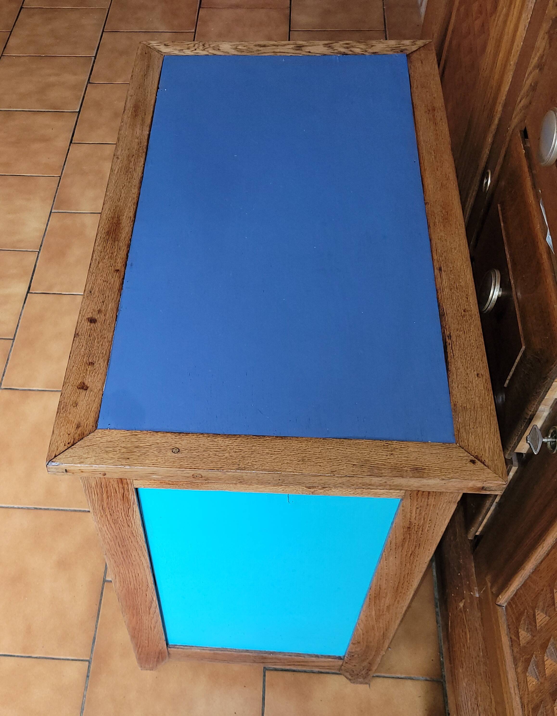 Children's desk 1950 - 1960 with extension and shelf