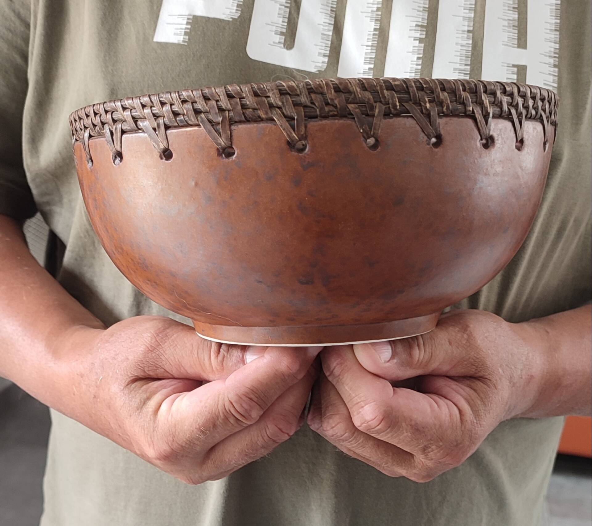 Rinjani pottery coupe Lombok Indonesia Clay and rattan