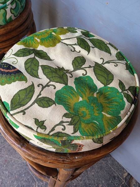 3 vintage high rattan bar stools 1970