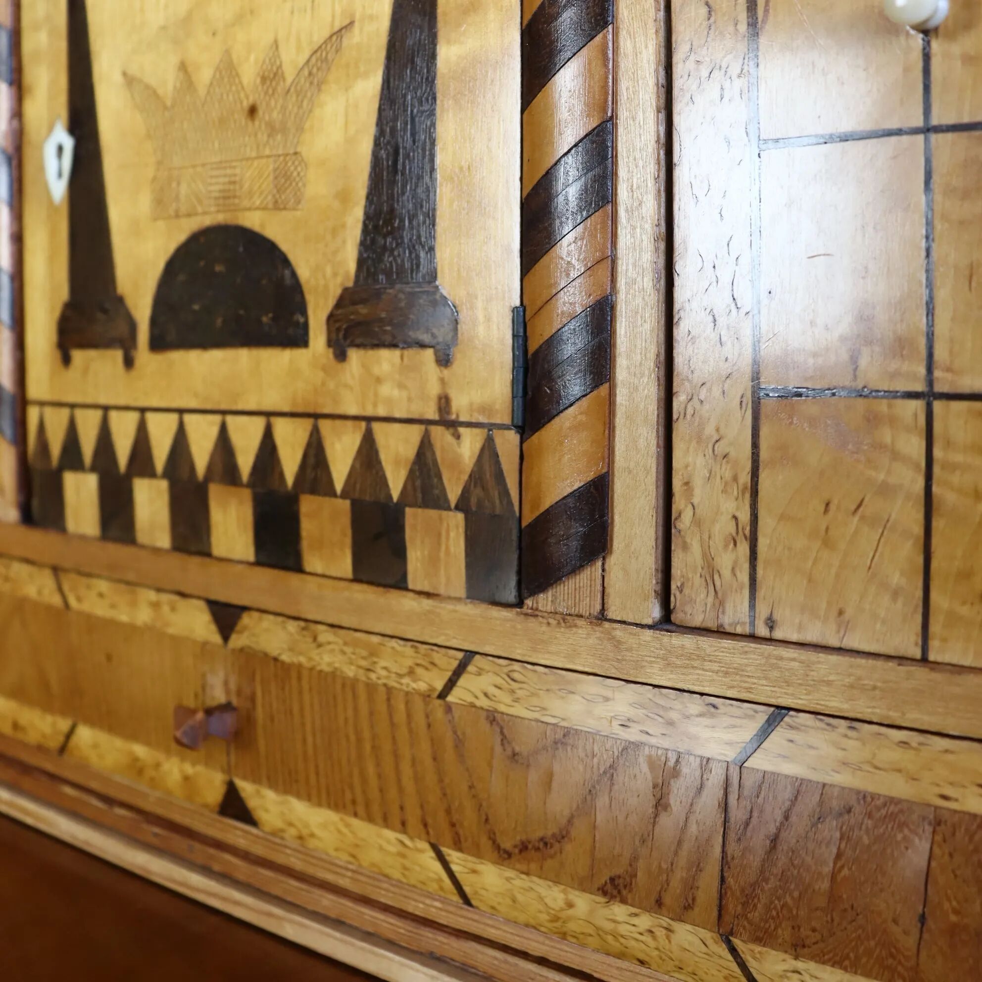 Cabinet années 40