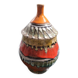 Vintage pot with lid