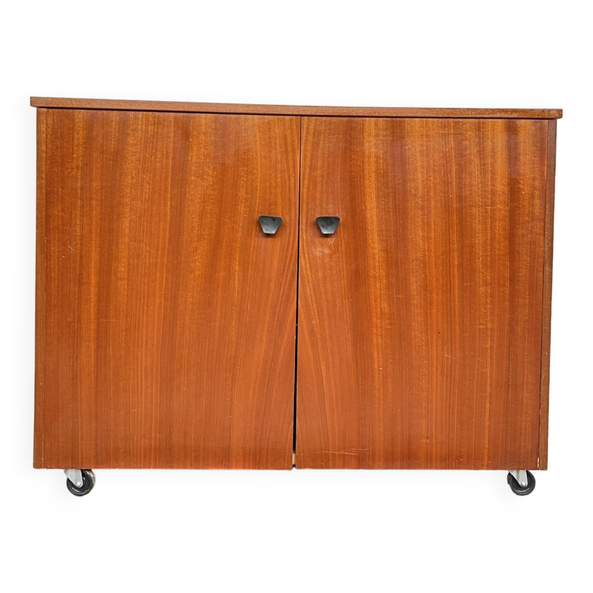 Buffet cabinet shoe cabinet on casters