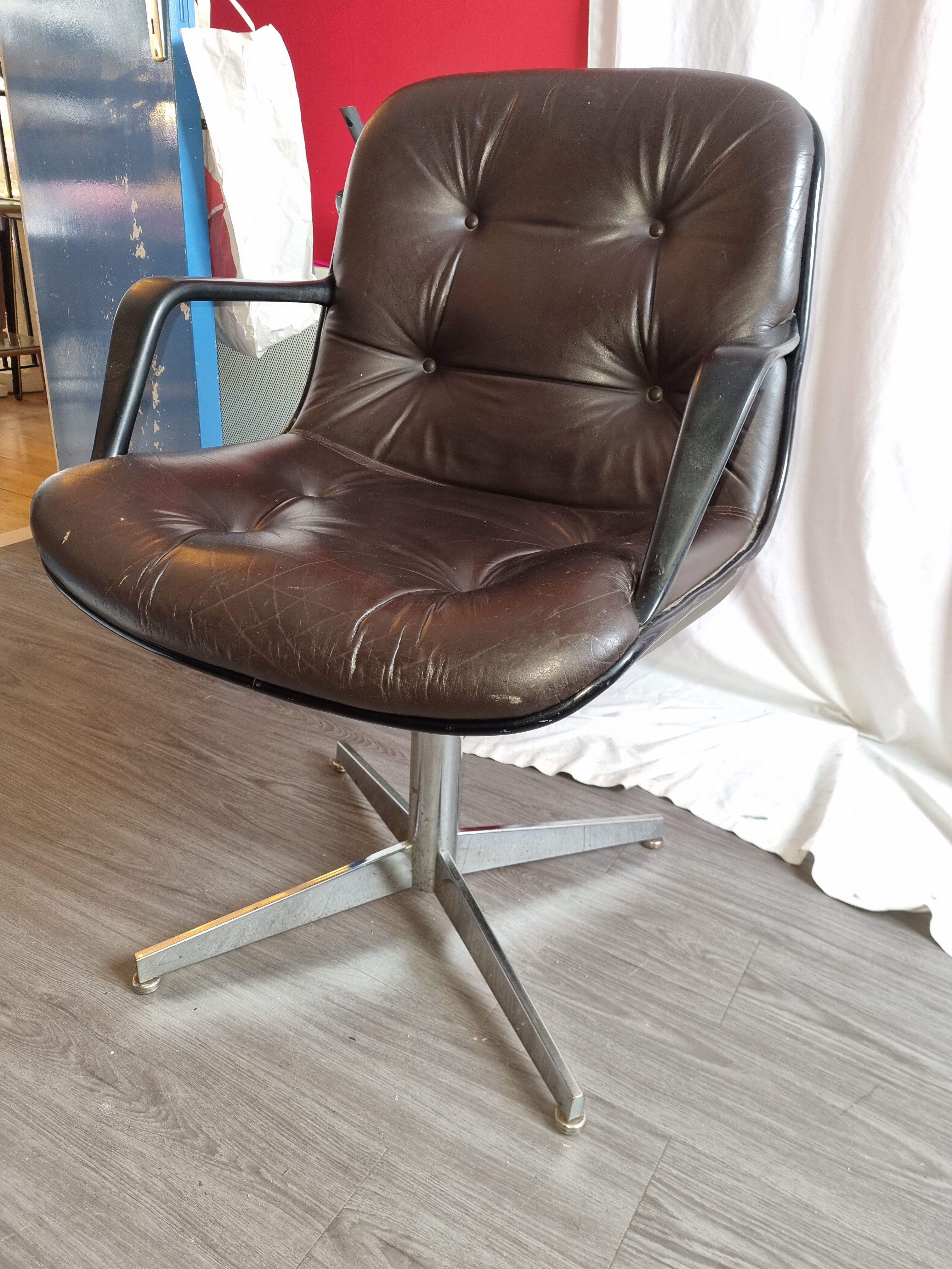 Vintage leather armchair from 1970