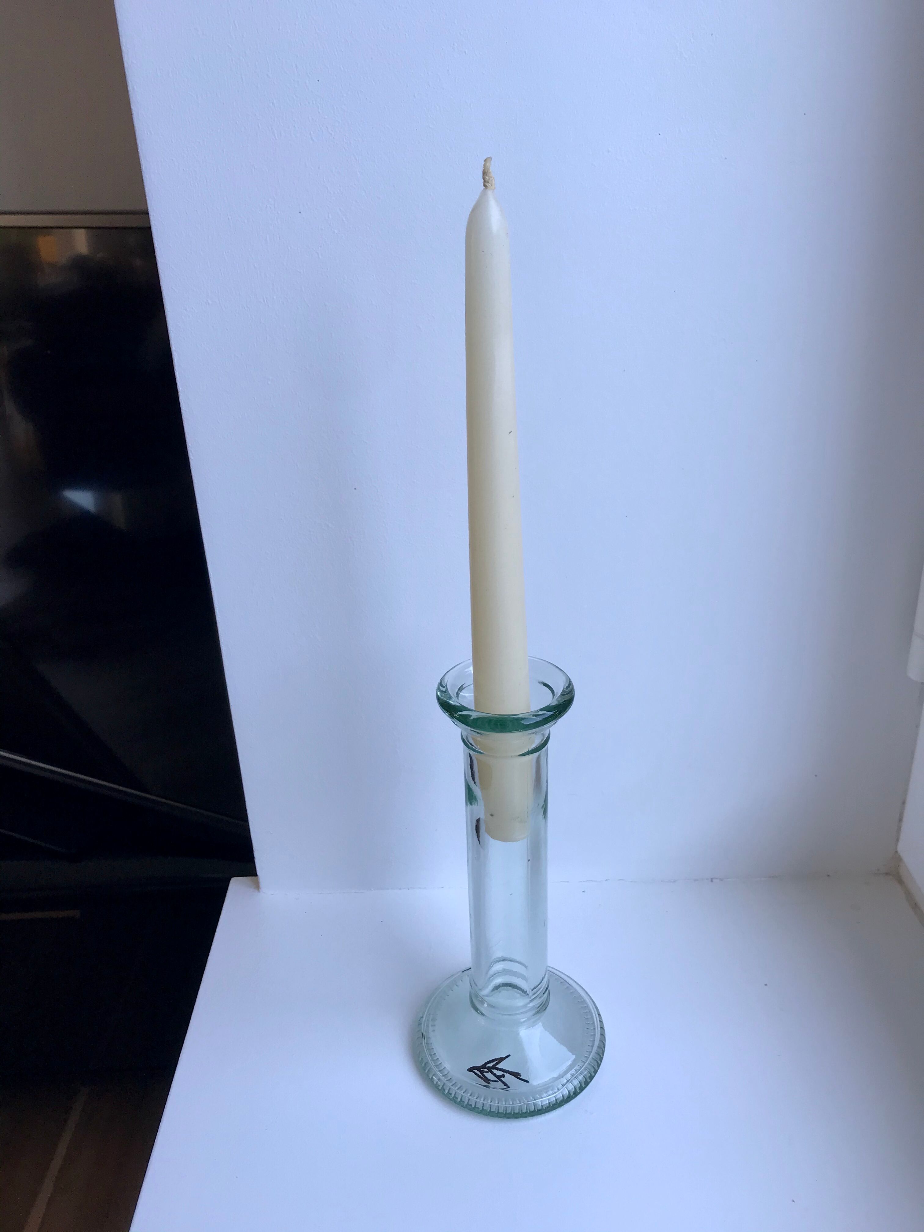 Candle holder design in bubbled glass made of vintage craftsmanship