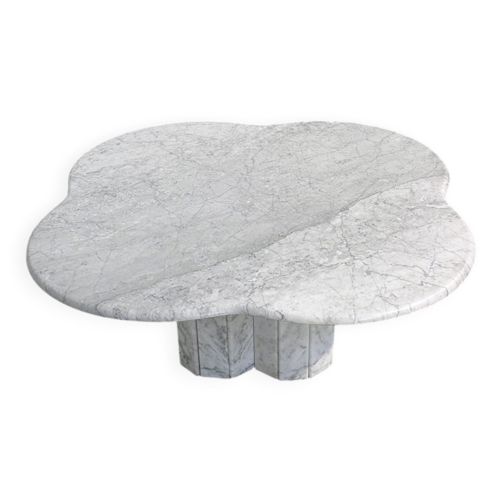 Italian postmodern scalloped Carrara marble coffee table, 1980s