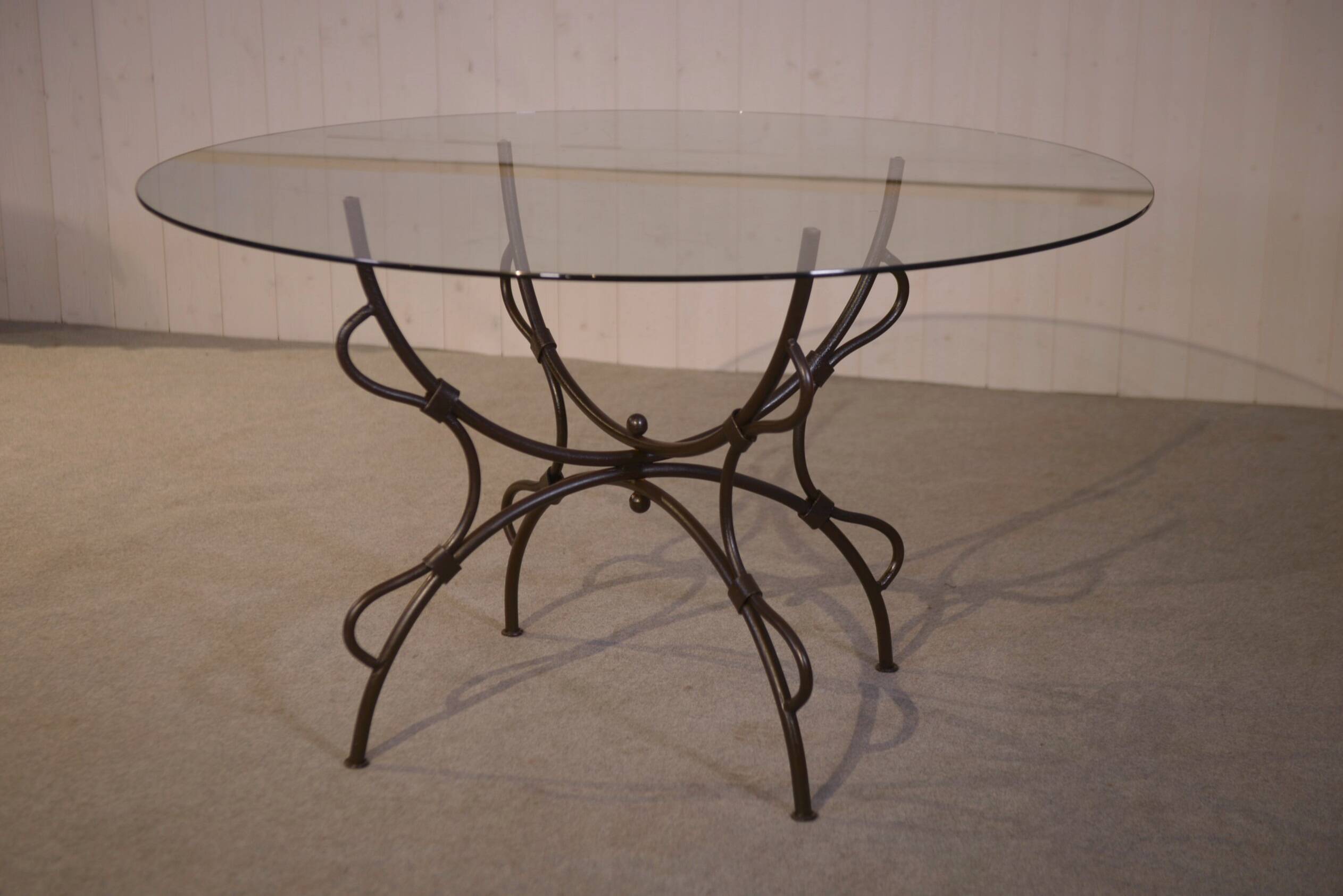 Table piètement en fer forgé pliant et plateau en verre intérieur/extérieur