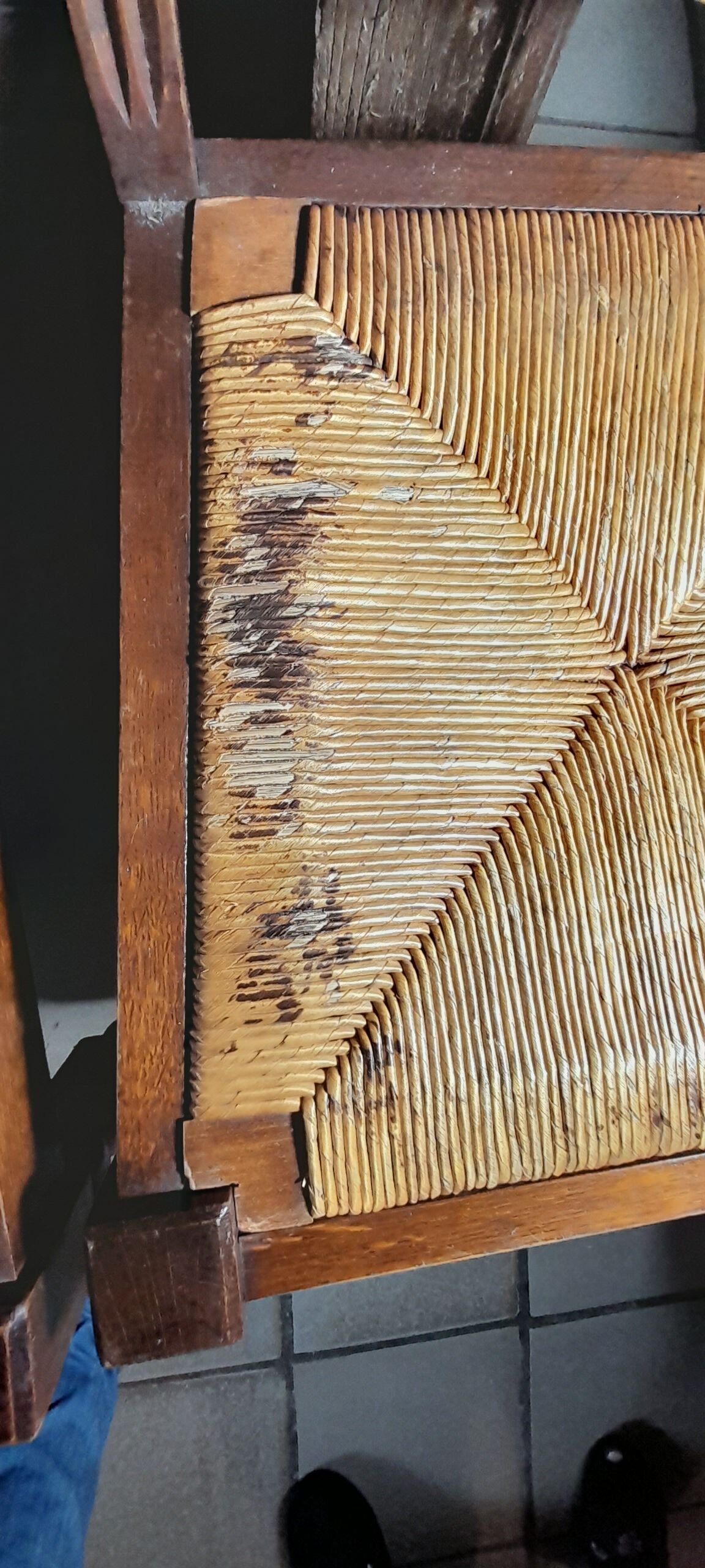 Breton dining room table with 2 extensions and 6 chairs with carved Breton characters