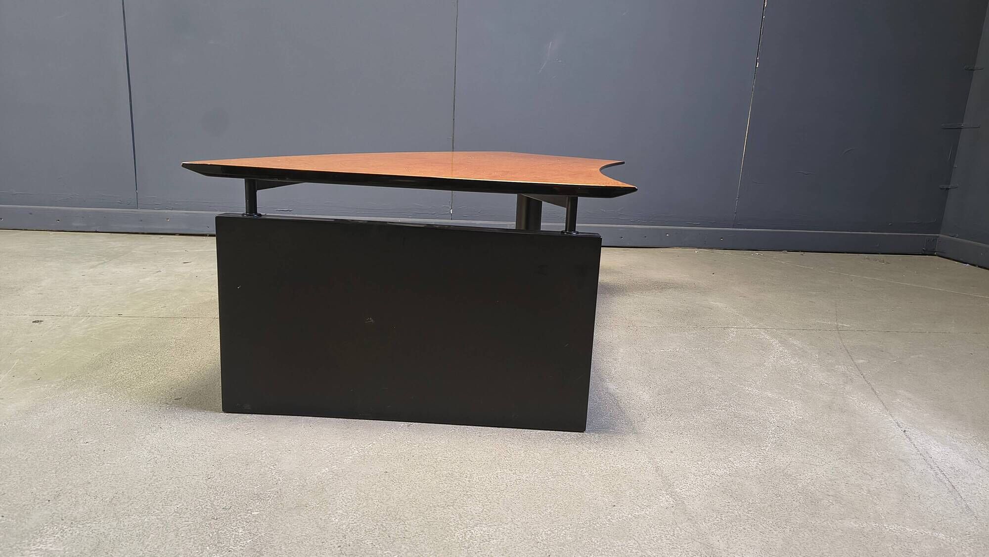 Burl wood coffee table by Cattelan Italy, 1990s
