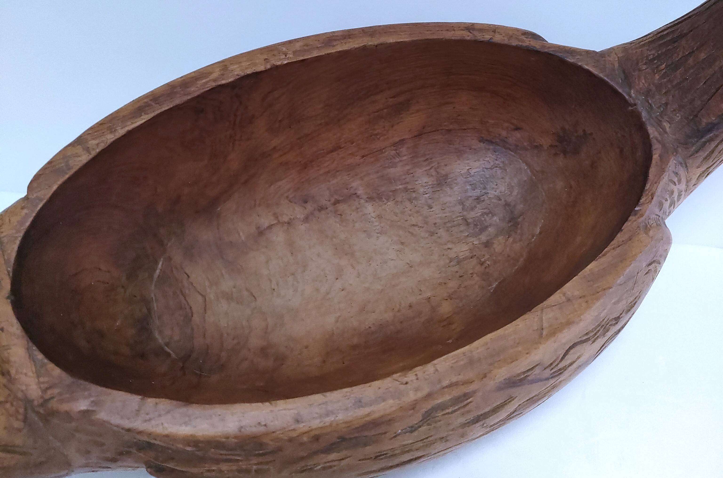 Solid wood fruit bowl carved bird