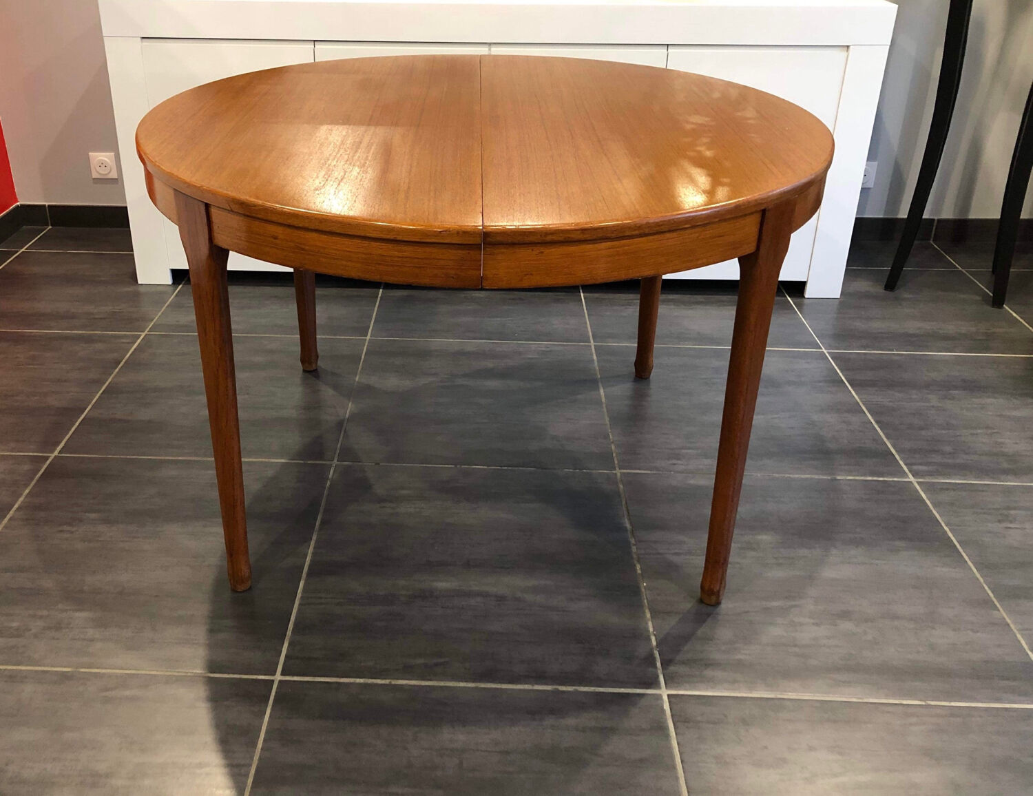 Round table "furniture tv paris" Scandinavian vintage, 1960s