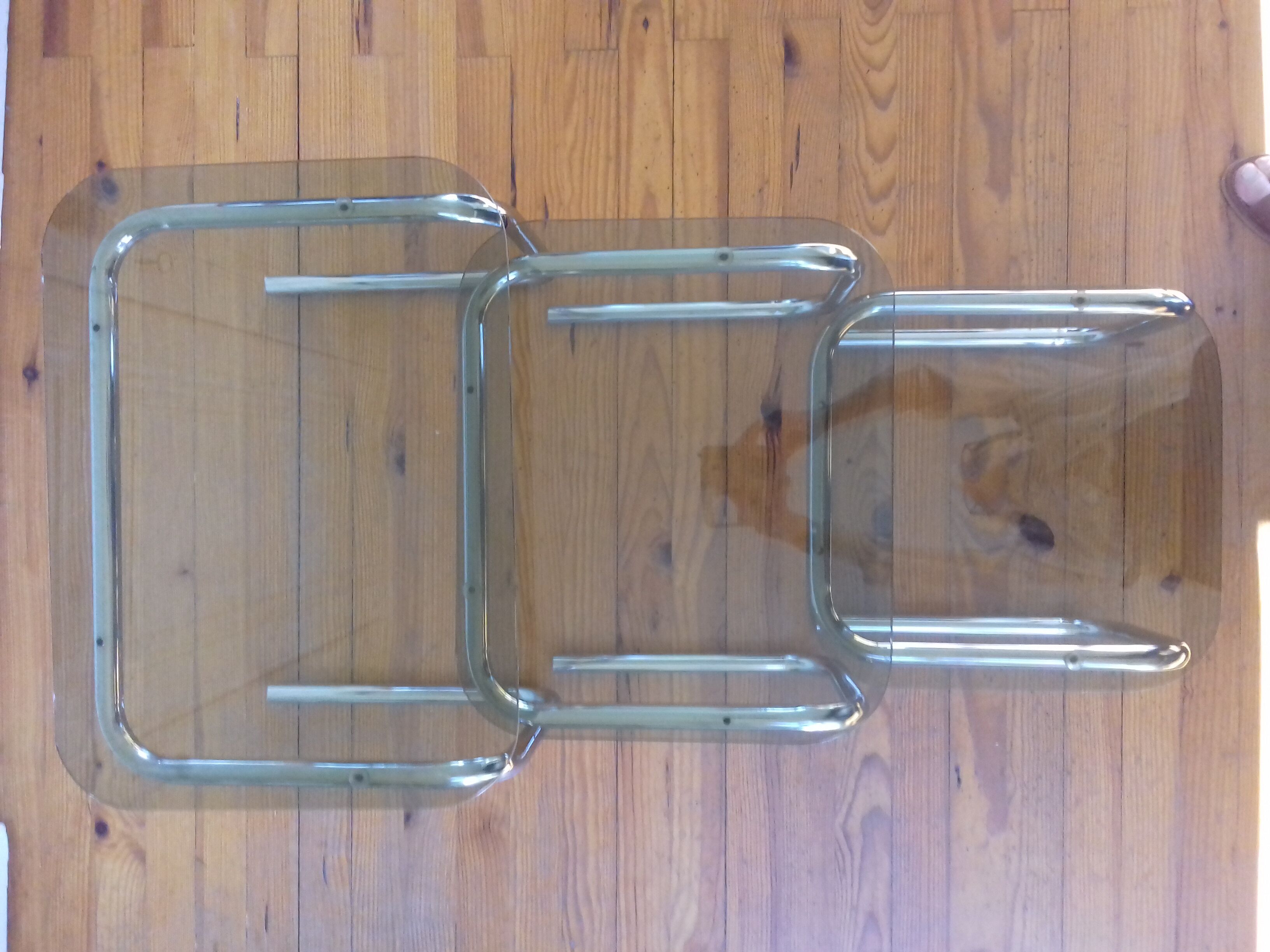 Pull-out coffee tables in glass and chrome 1970s