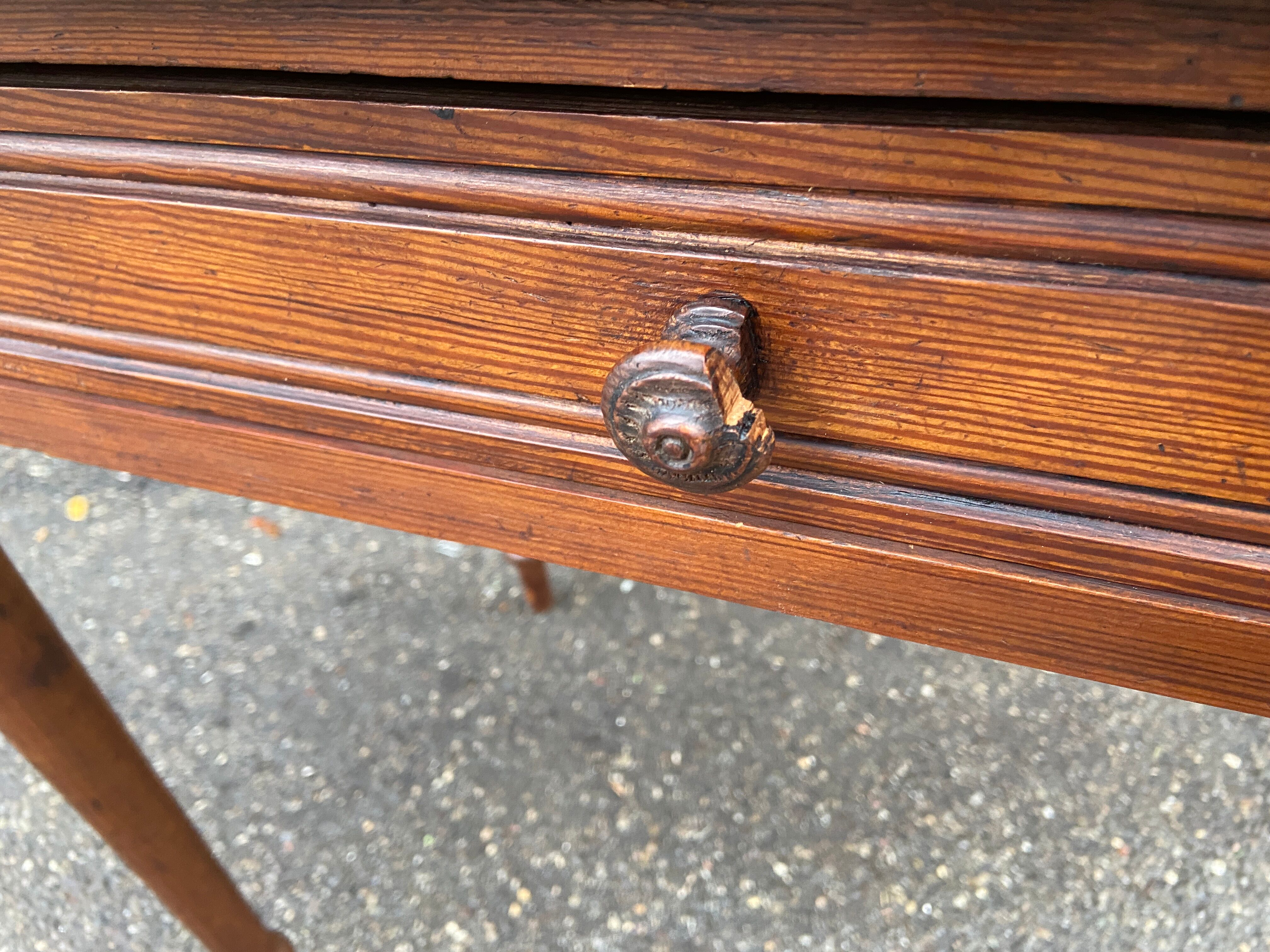 Small desk table in vintage pitchpin