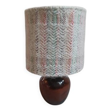 Lampe en céramique et laine, signée