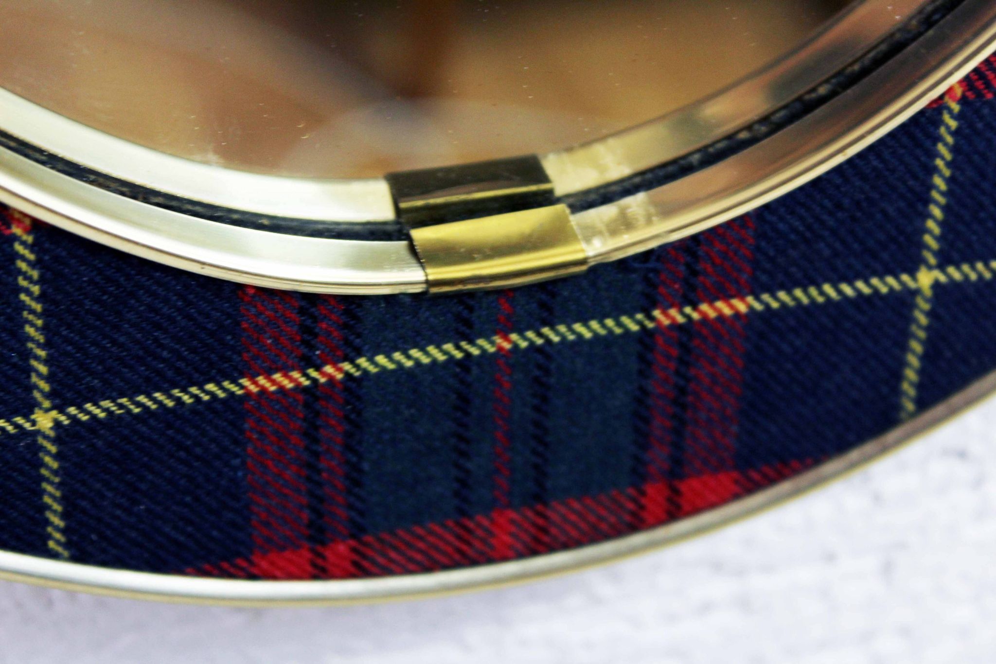 Miroir vintage laiton tissu écossais
