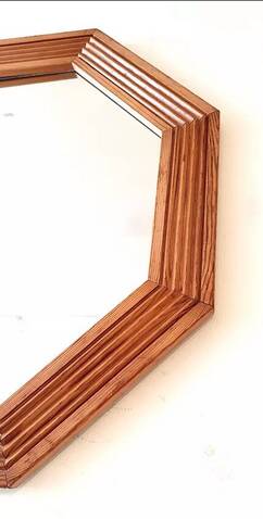 Octagonal mirror, finmirror makisen kuvastin oy