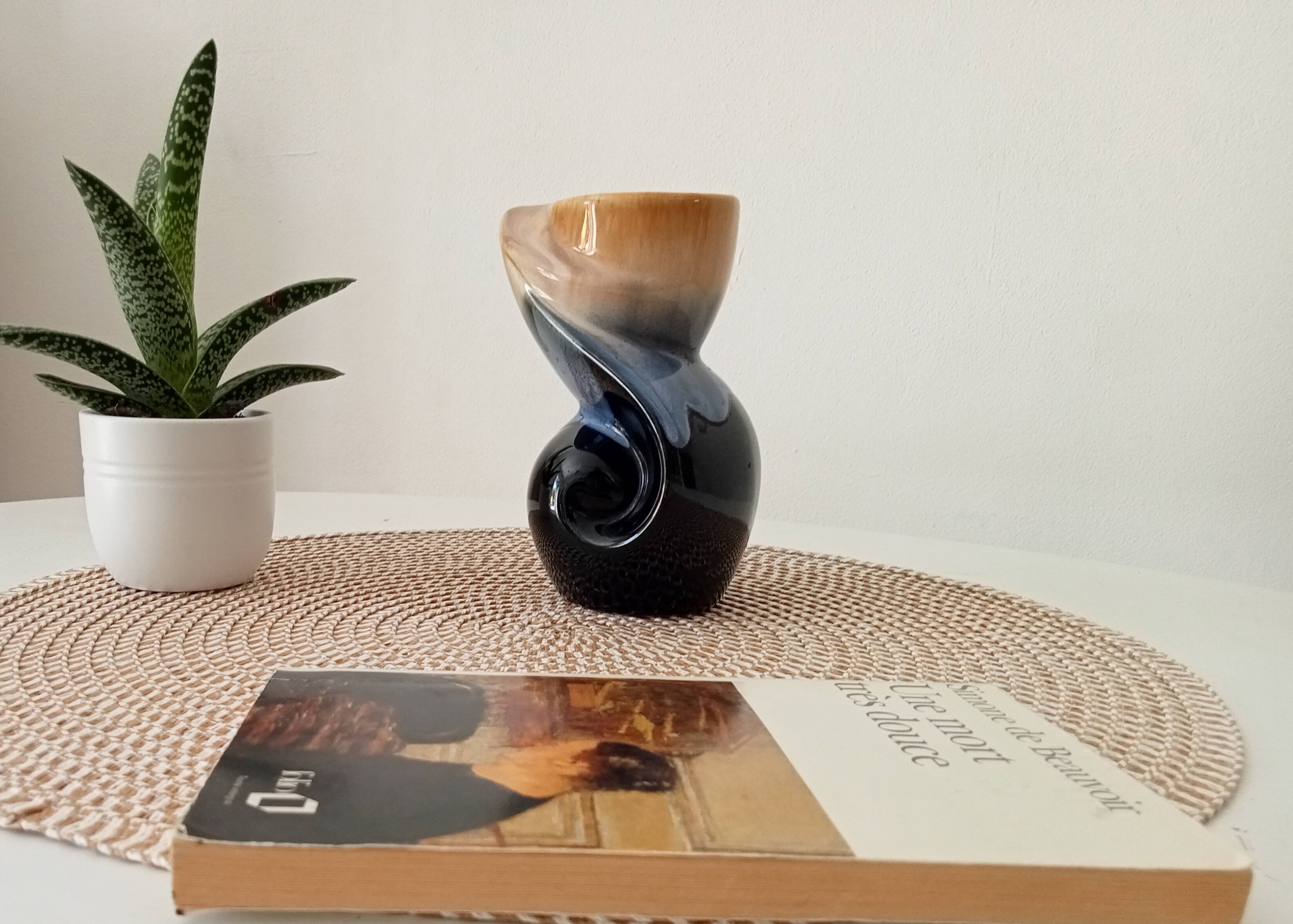 Vintage twist vase in Vallauris style