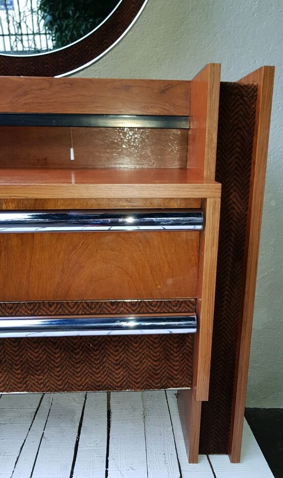 Dresser round mirror 70's