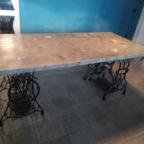 Singer foot table