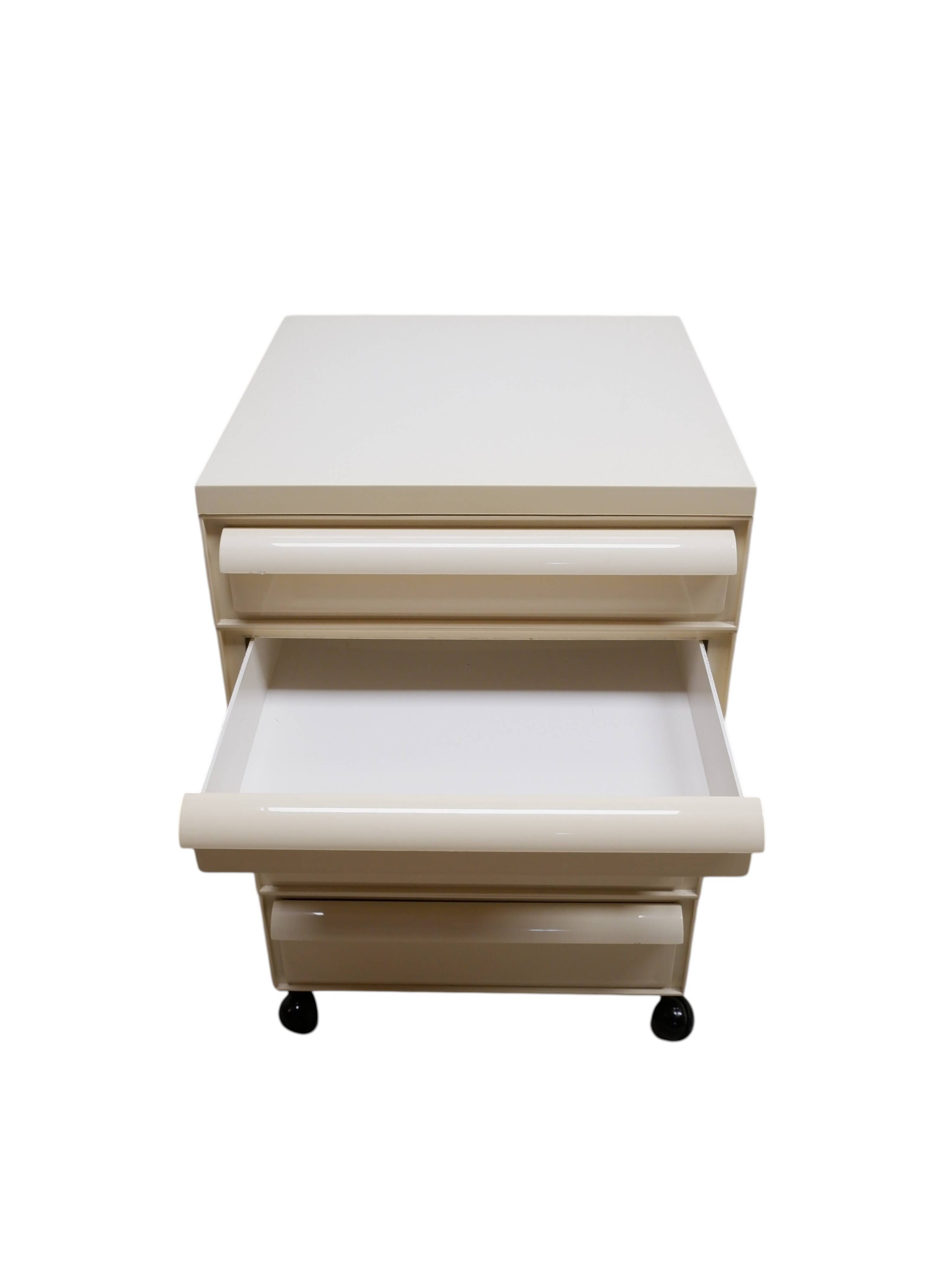 Set of 2 Kartell bedside tables