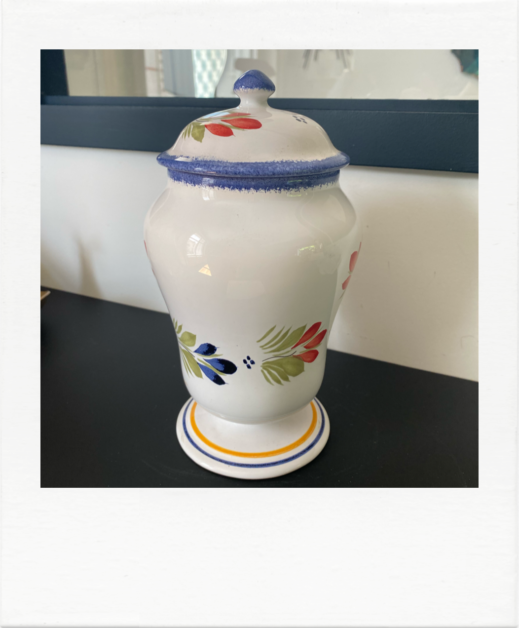Large apothecary pot Henriot Quimper