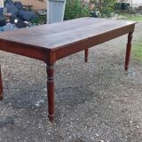 Country farm table in oak